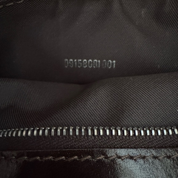 Fendi  Bag. 100% Authentic. Dustbag incl. In good used (vintage) condition. - Picture 9 of 14